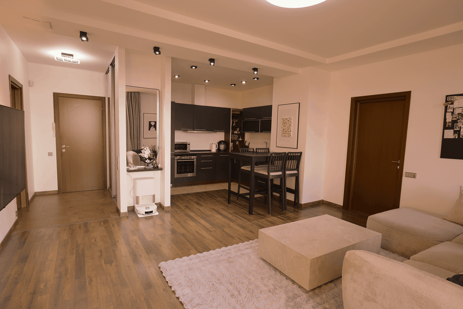 Gallery image 3